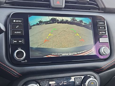 Used 2024 Nissan Versa SR image 29