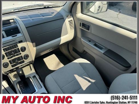 Used 2012 Ford Escape XLT AWD/4WD image 14