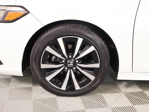 Used 2022 Honda Civic EX image 18