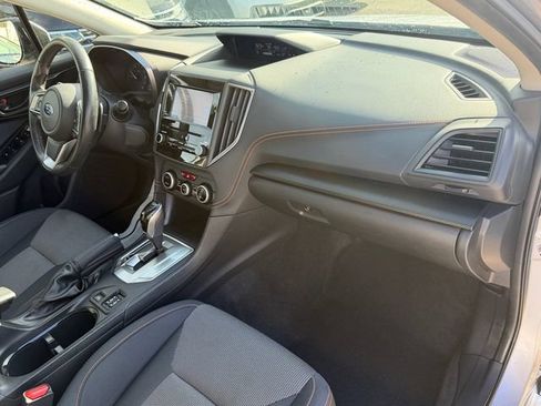 Certified 2021 Subaru Crosstrek 2.0i Premium w/ Moonroof Package AWD/4WD image 18