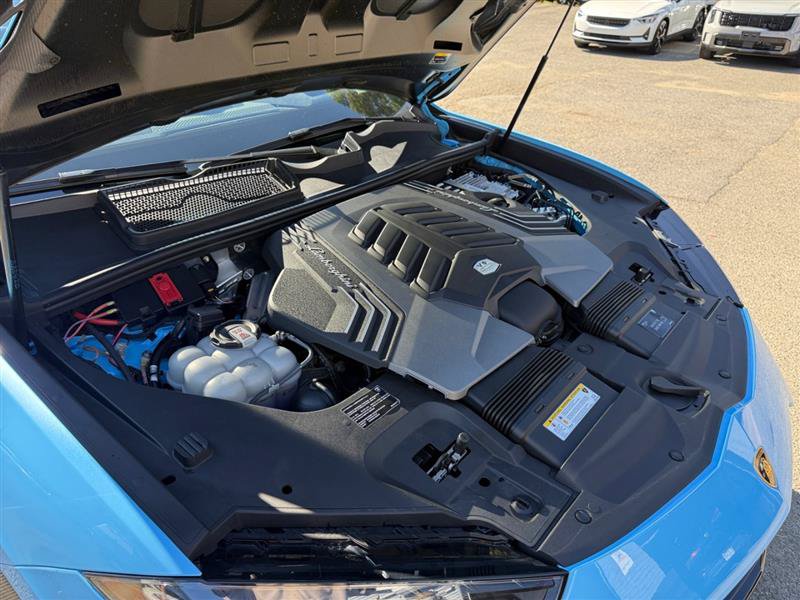 Used 2024 Lamborghini Urus Performante AWD/4WD image 10