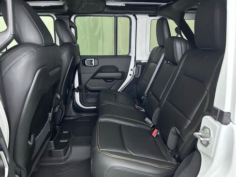 New 2025 Jeep Wrangler Unlimited Rubicon 392 image 28