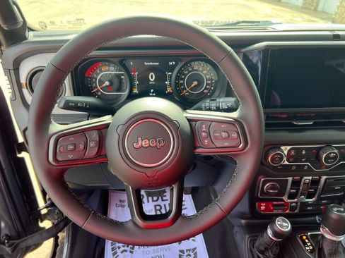 New 2025 Jeep Wrangler Unlimited Sport image 14