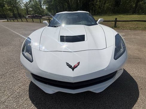 Used 2016 Chevrolet Corvette Stingray Coupe w/ Carbon Flash Badge Package RWD image 34