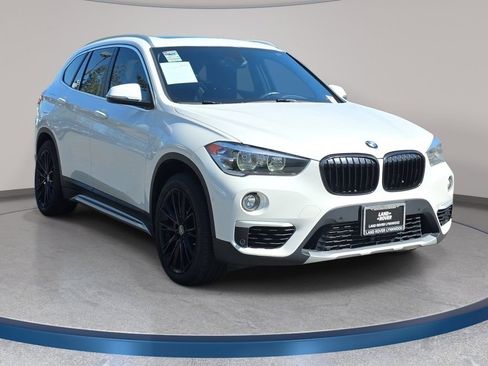 Used 2018 BMW X1 xDrive28i w/ Convenience Package AWD/4WD image 4