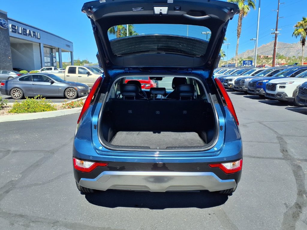 Used 2025 Kia Niro FWD image 16
