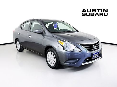 Used 2017 Nissan Versa SV FWD image 1