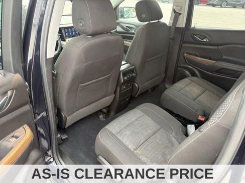 Used 2022 GMC Acadia SLE w/ Driver Convenience Package FWD image 39