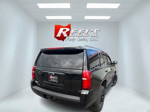 Used 2019 Chevrolet Tahoe LS w/ Enhanced Driver Alert Package AWD/4WD image 26