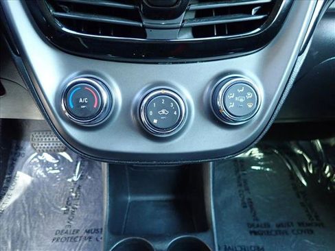 Used 2021 Chevrolet Spark LT FWD image 17