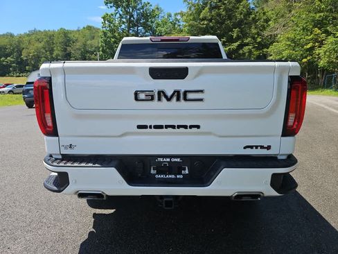 Used 2021 GMC Sierra 1500 AT4 w/ AT4 Value Package AWD/4WD image 4