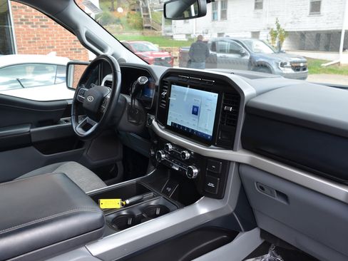 Used 2021 Ford F150 XLT w/ Equipment Group 302A High image 26