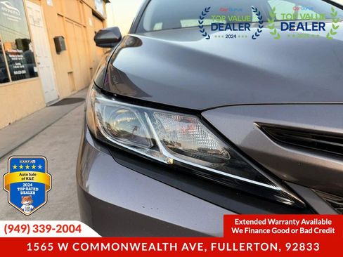 Used 2020 Toyota Camry SE image 17