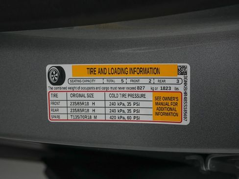 Used 2025 Chevrolet Blazer LT AWD/4WD image 23