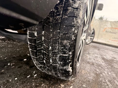 Used 2018 Honda Pilot Touring image 46