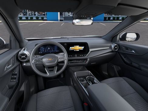 New 2026 Chevrolet Equinox LT FWD image 15