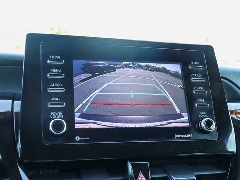 Certified 2022 Toyota Camry SE w/ Carpet Mat Package (TMS) FWD image 29
