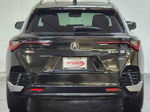 Used 2024 Acura ZDX Type S image 6