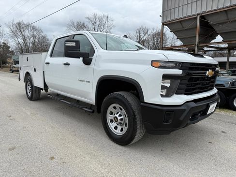 Used 2024 Chevrolet Silverado 3500 W/T w/ WT Fleet Convenience Package image 8