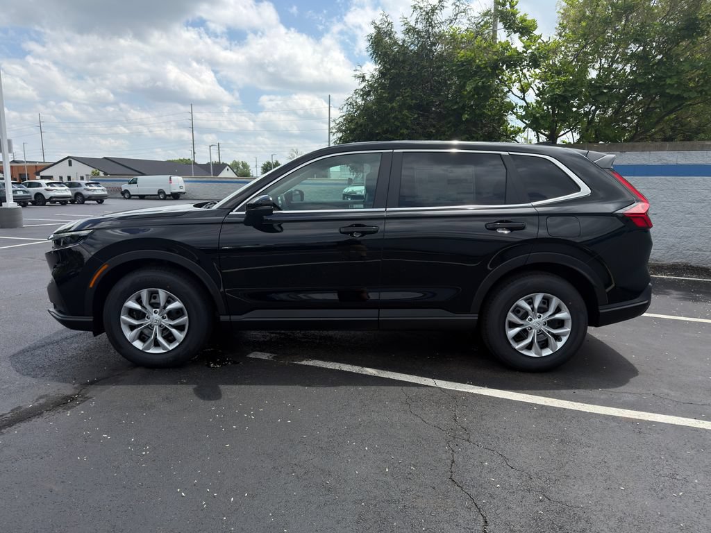 Used 2027 Honda CR-V LX image 2