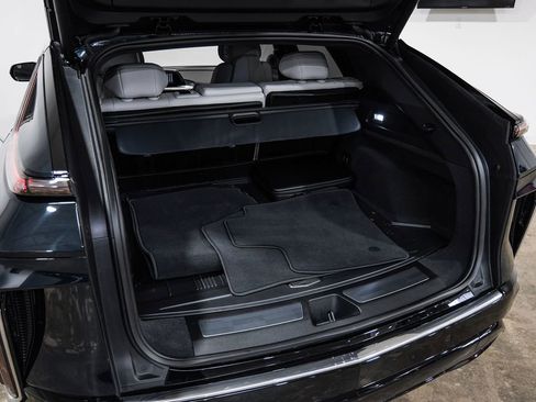 Used 2025 Cadillac Lyriq Luxury image 57