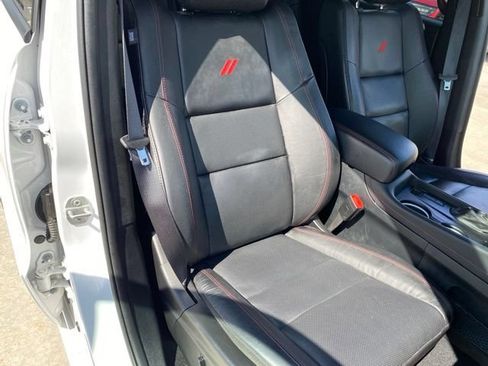 Used 2025 Dodge Durango R/T w/ Blacktop Package AWD/4WD image 40