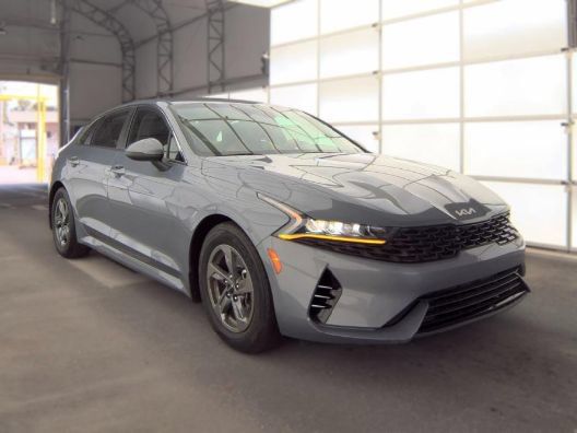 Used 2022 Kia K5 LXS FWD image 2