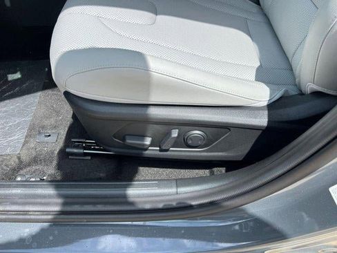New 2026 Hyundai Elantra Limited FWD image 86