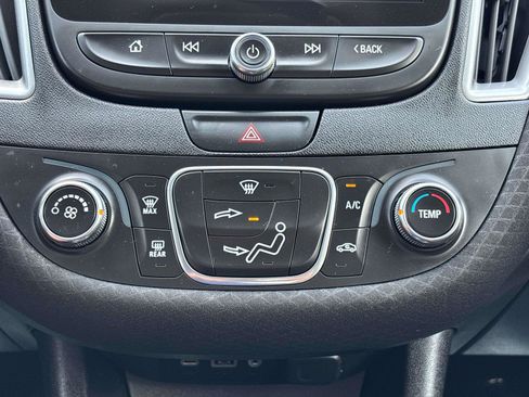Used 2019 Chevrolet Malibu RS FWD image 22