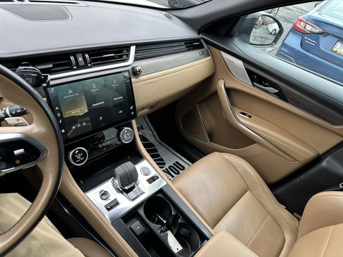 Used 2021 Jaguar F-PACE S image 22