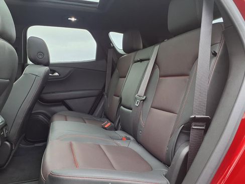 Used 2025 Chevrolet Blazer RS w/ Driver Confidence II Package image 8