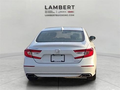 Used 2019 Honda Accord Sport image 4