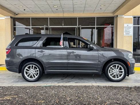 Used 2023 Dodge Durango GT image 3