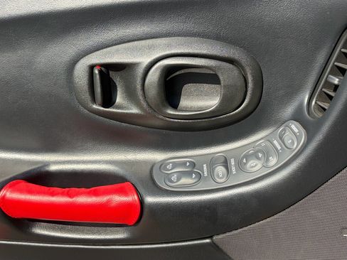 Used 1999 Chevrolet Corvette Coupe w/ Memory Pkg RWD image 19