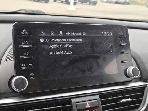 Used 2019 Honda Accord EX image 4