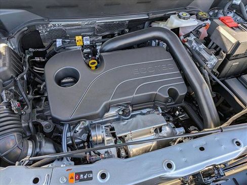 New 2026 Chevrolet Equinox LT image 16