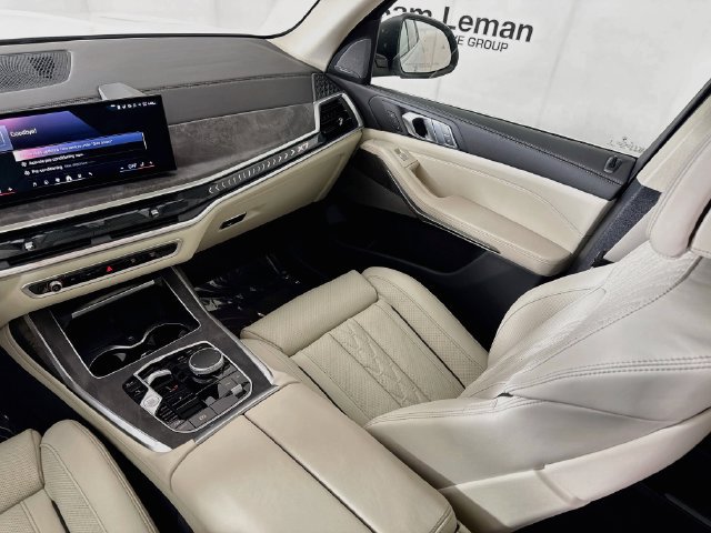 New 2027 BMW X7 xDrive40i AWD/4WD image 24