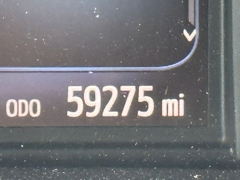 Used 2020 Toyota Sienna XLE w/ XLE Navigation Package FWD image 24