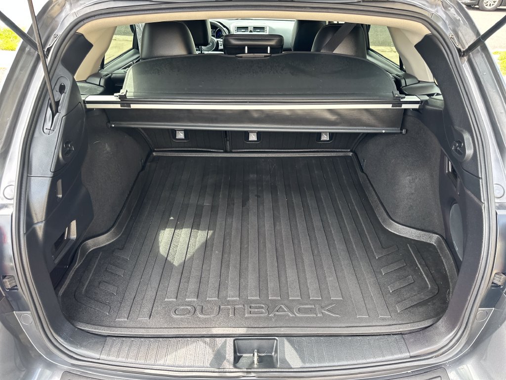 Used 2019 Subaru Outback 2.5i Limited w/ Popular Package #2 AWD/4WD image 19
