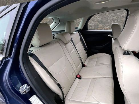 Used 2016 Ford Focus Titanium image 22