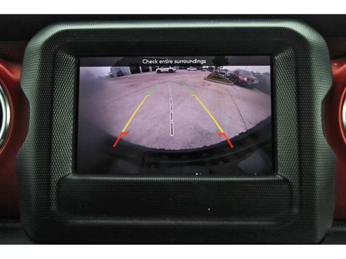 Used 2018 Jeep Wrangler Unlimited Rubicon AWD/4WD image 24