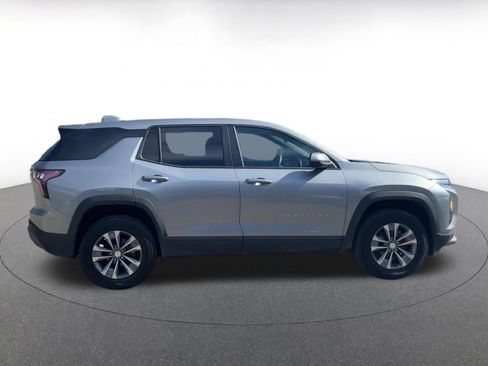 Used 2025 Chevrolet Equinox LT image 16