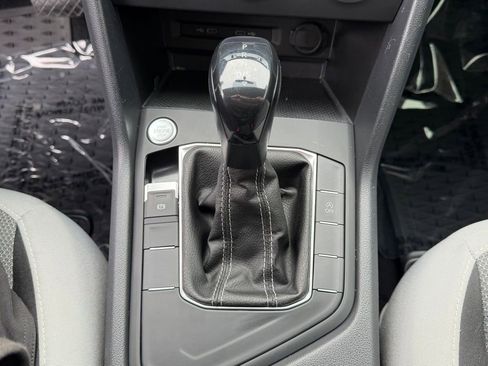 Used 2022 Volkswagen Taos S FWD image 20