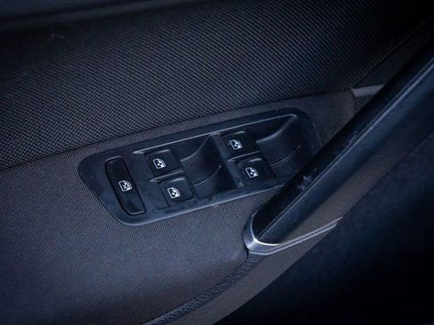 Used 2018 Volkswagen GTI S image 14