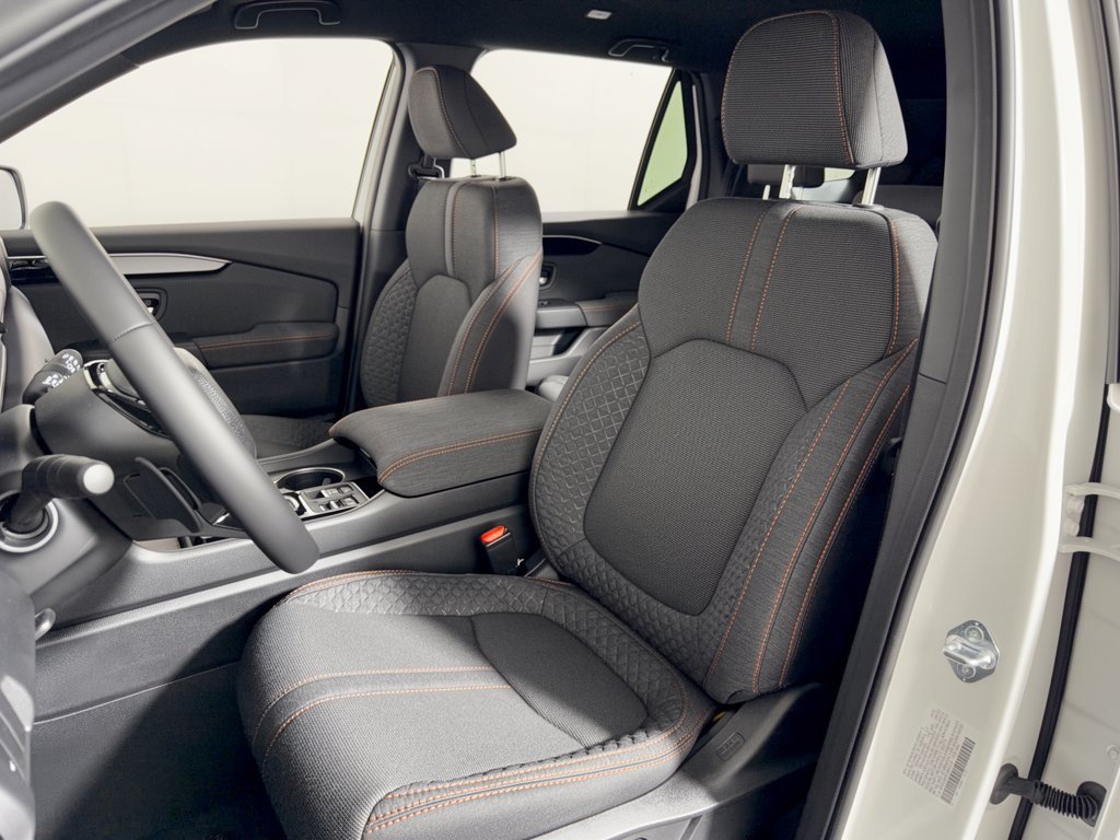 New 2026 Honda Pilot Sport image 5