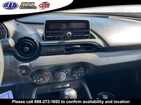 Used 2016 MAZDA MX-5 Miata Sport RWD image 17