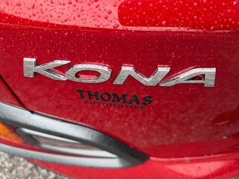 Used 2021 Hyundai Kona Ultimate w/ Cargo Package image 11