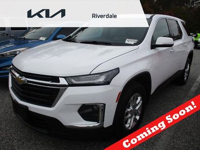 Used 2023 Chevrolet Traverse LS w/ Safety Package