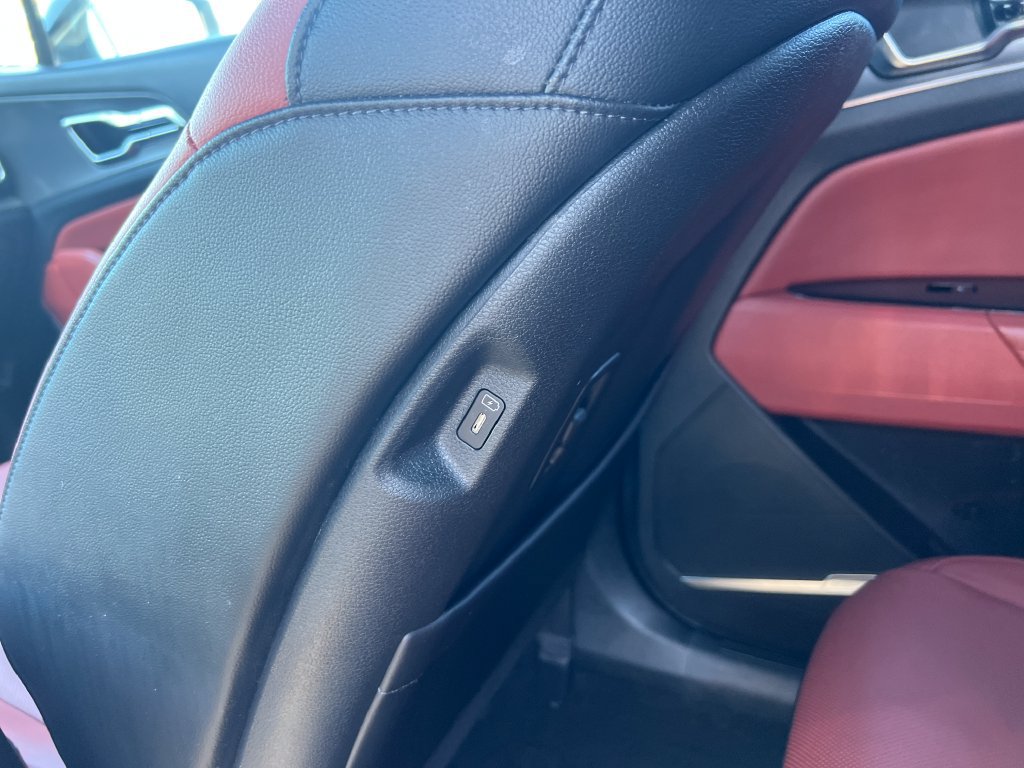 Certified 2024 Kia Sportage SX AWD/4WD image 17