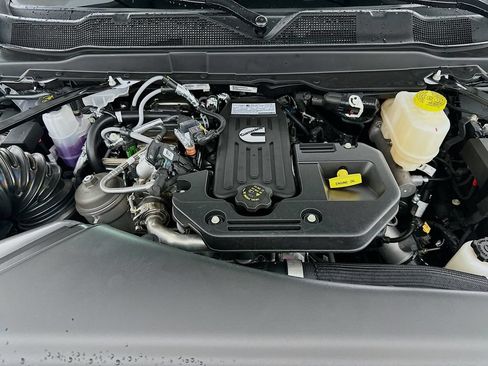 New 2026 RAM 5500 Tradesman AWD/4WD image 17